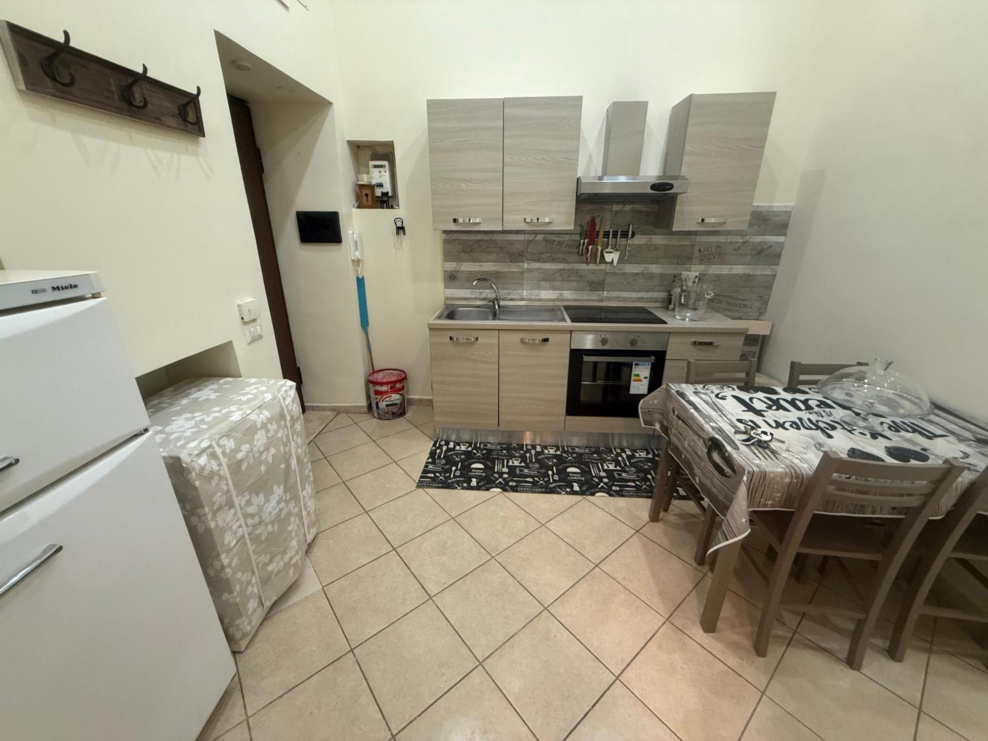 Apartment Defender House *